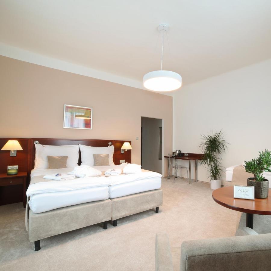 ברנו Hotel Kozak מראה חיצוני תמונה