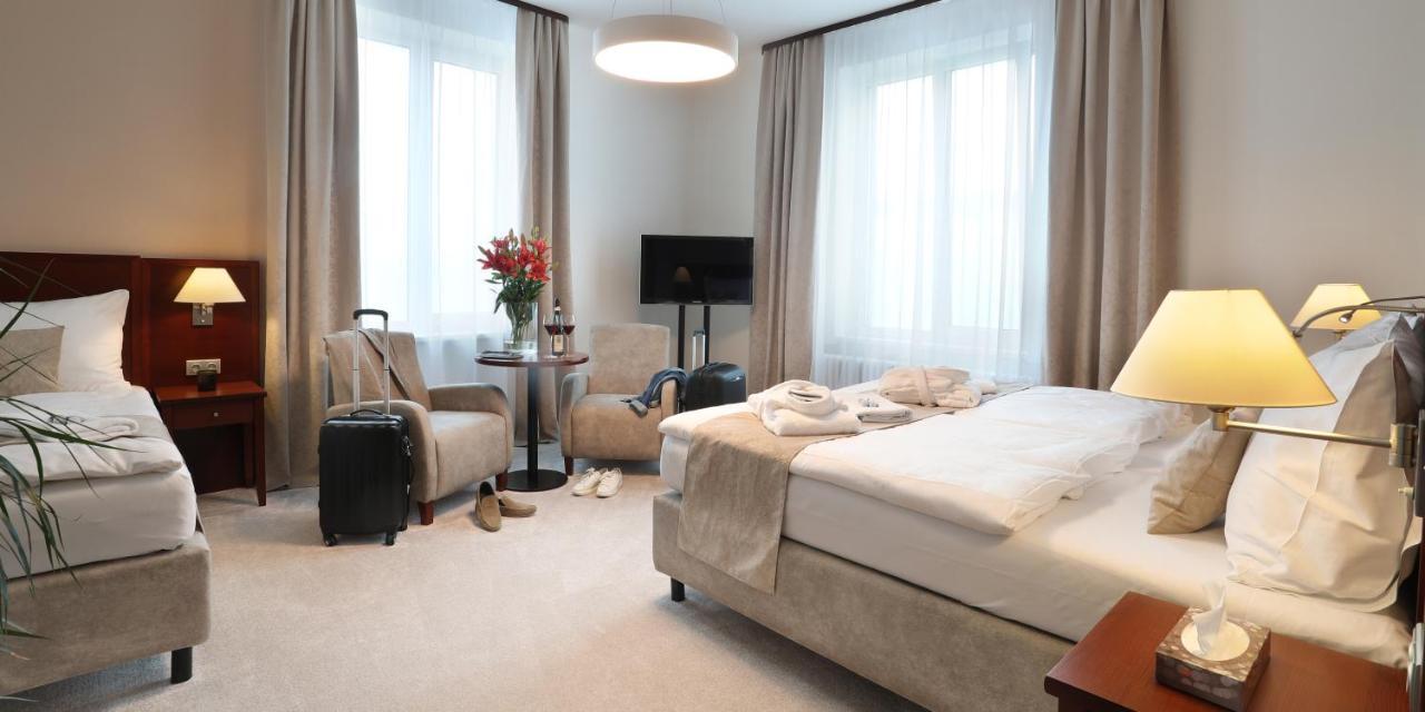 ברנו Hotel Kozak מראה חיצוני תמונה
