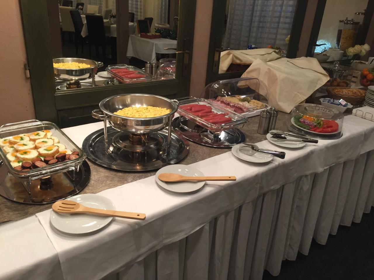 ברנו Hotel Kozak מראה חיצוני תמונה