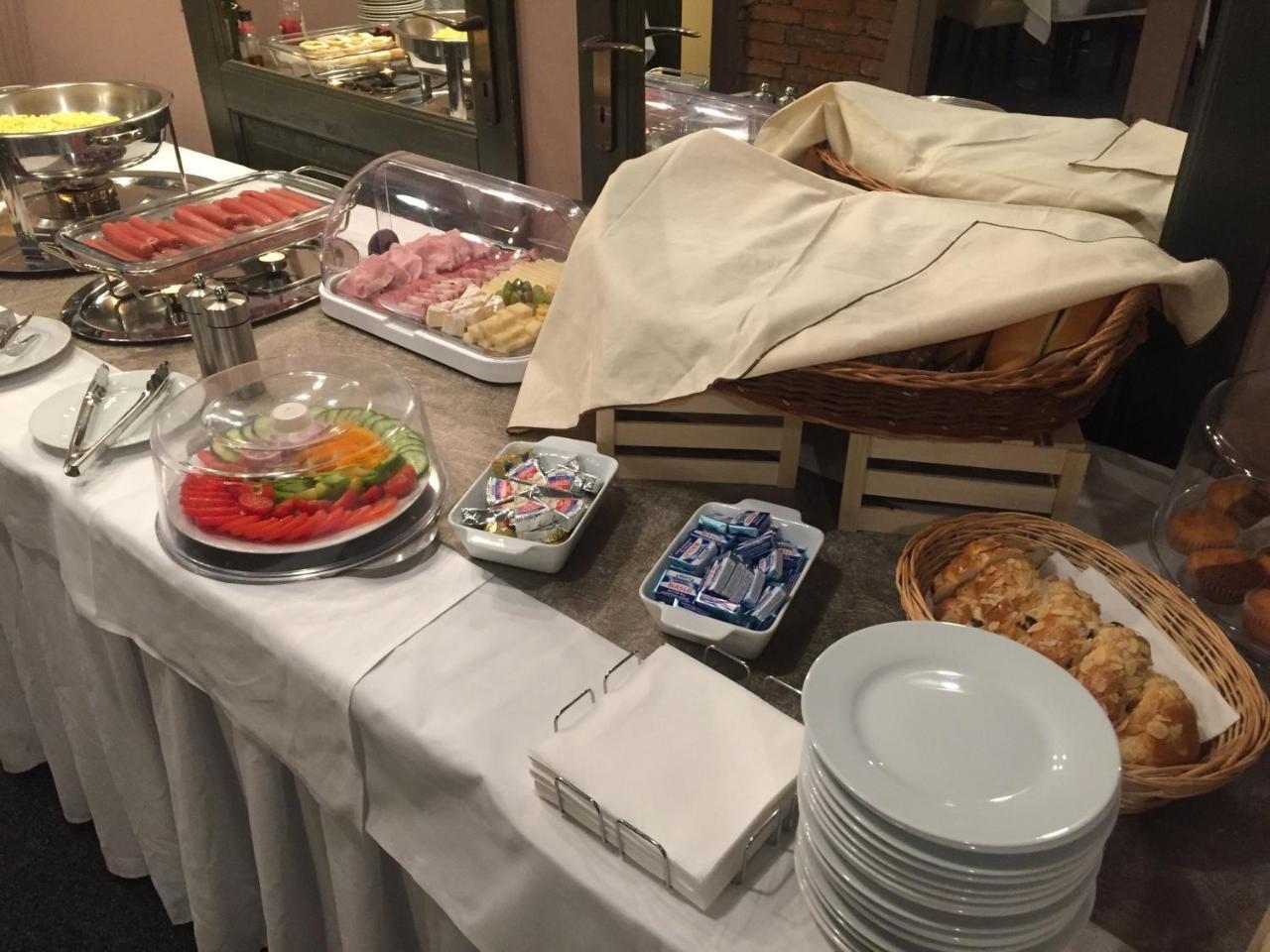ברנו Hotel Kozak מראה חיצוני תמונה