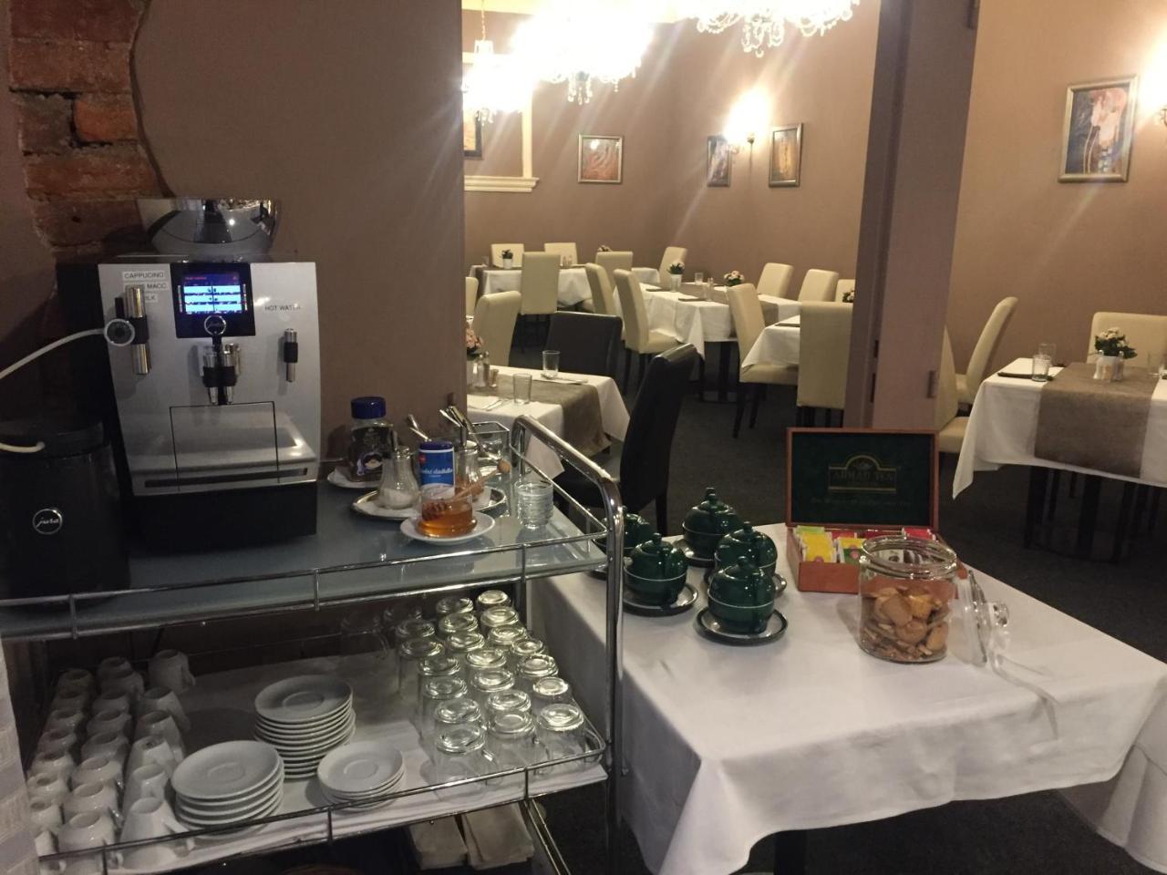 ברנו Hotel Kozak מראה חיצוני תמונה