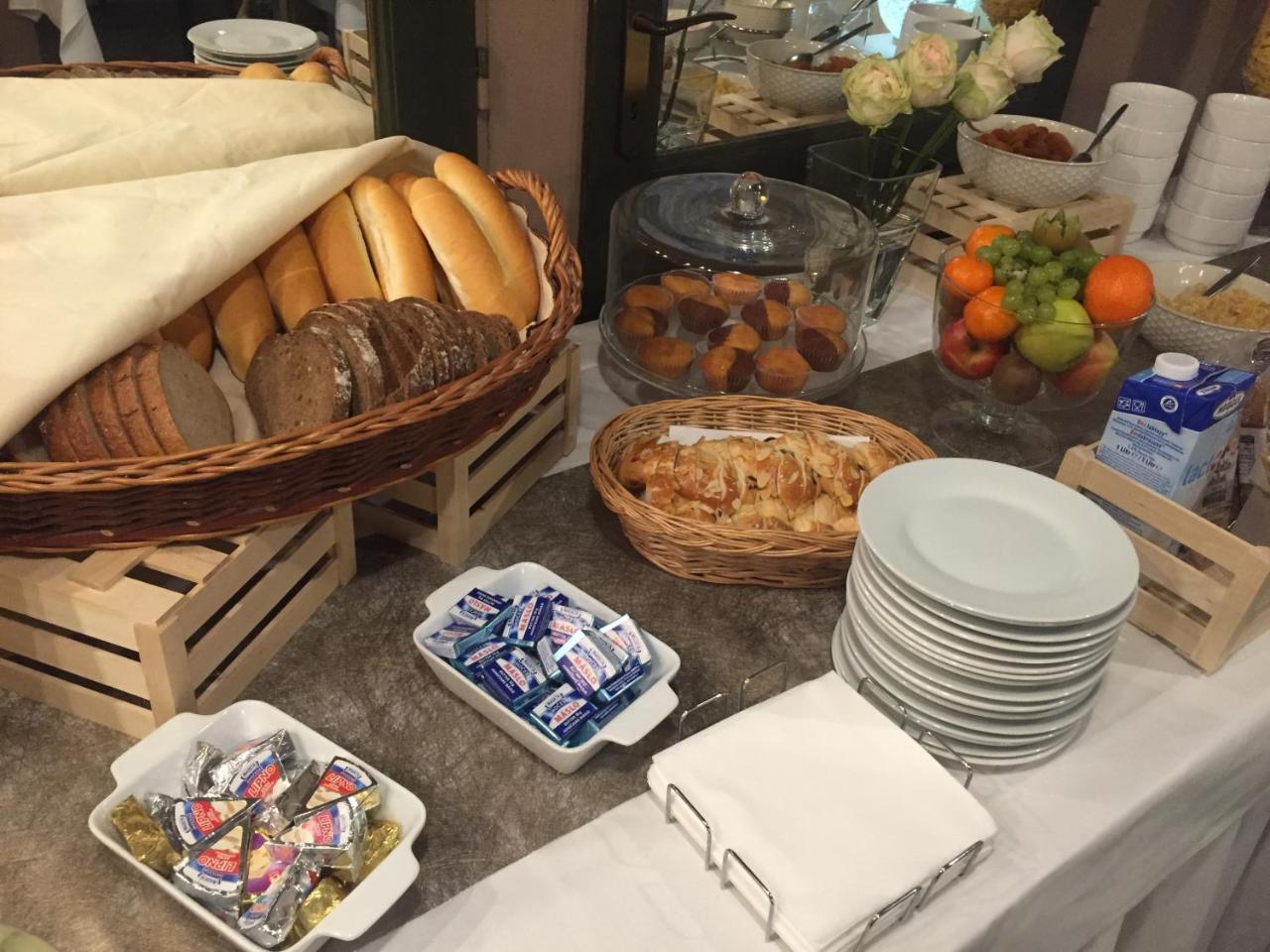ברנו Hotel Kozak מראה חיצוני תמונה