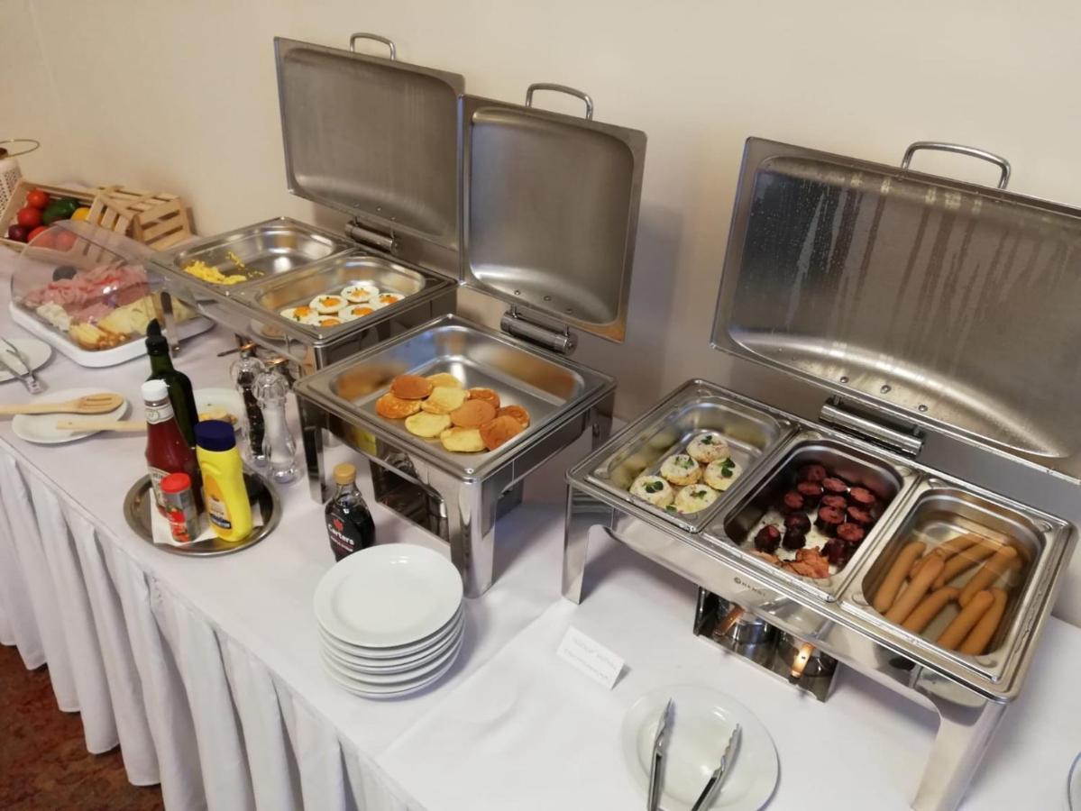 ברנו Hotel Kozak מראה חיצוני תמונה