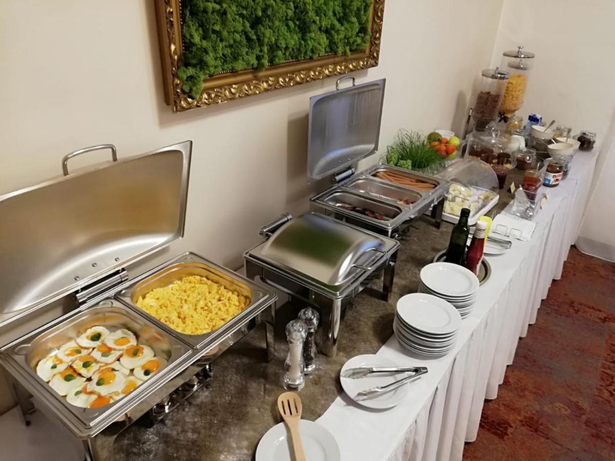 ברנו Hotel Kozak מראה חיצוני תמונה